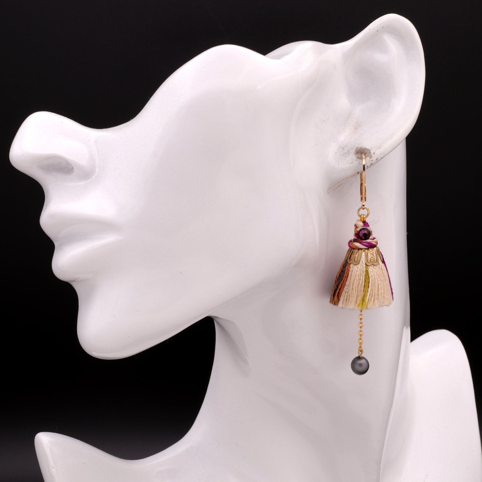 「Pamellah Asymmetry」ピアス