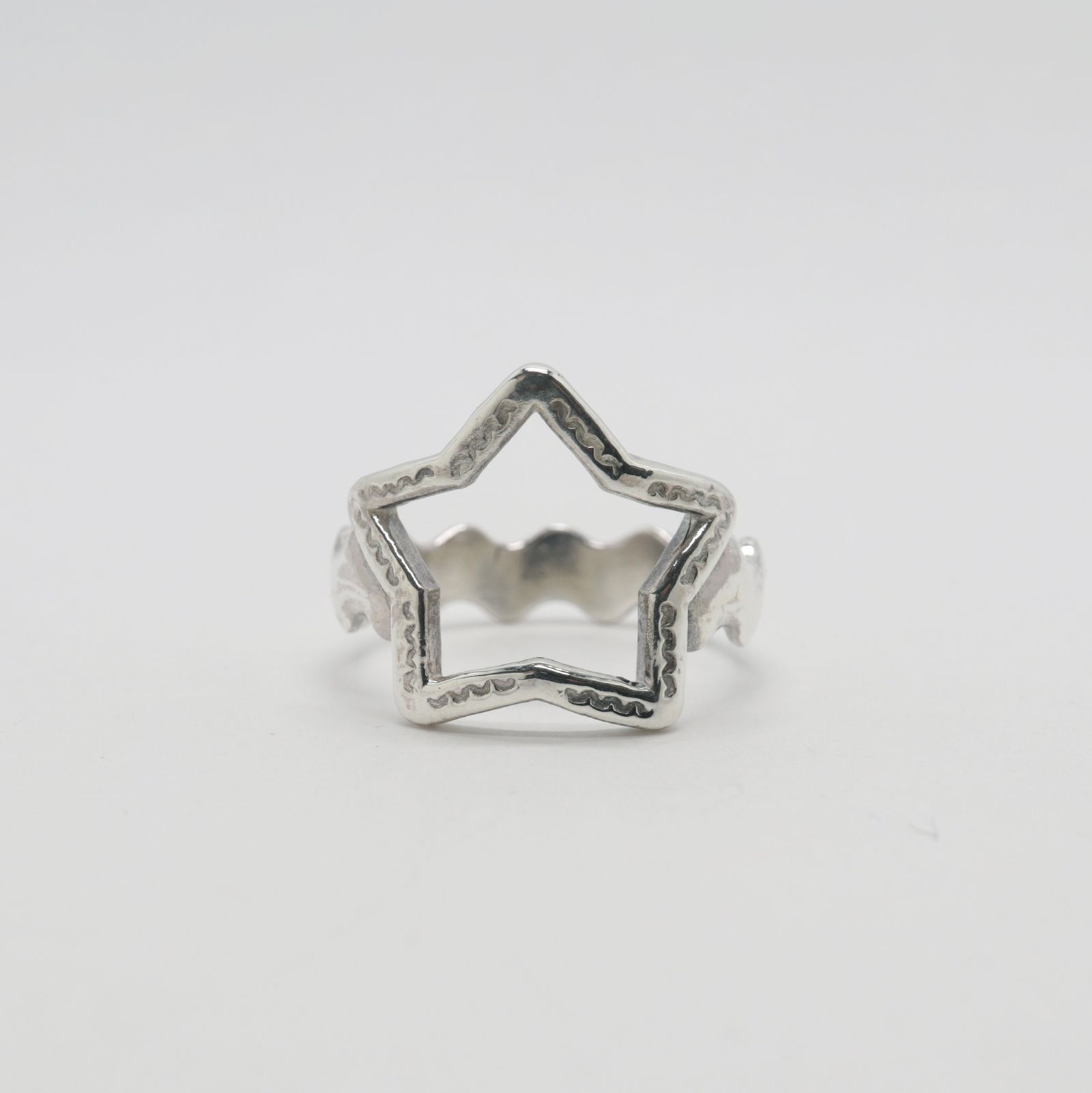 「OPEN STAR RING」リング