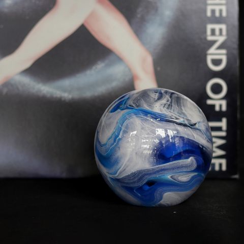 ABSTRACT GLASS BALL L Blue