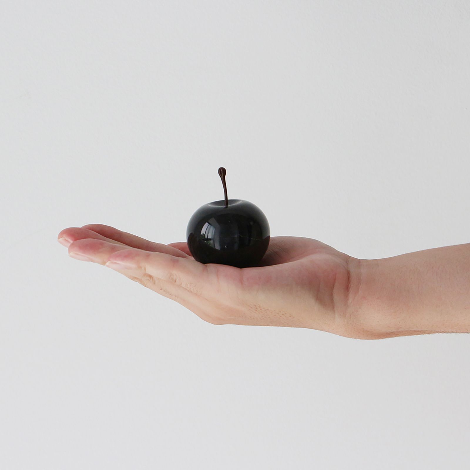 「Marble Apple Small」Black