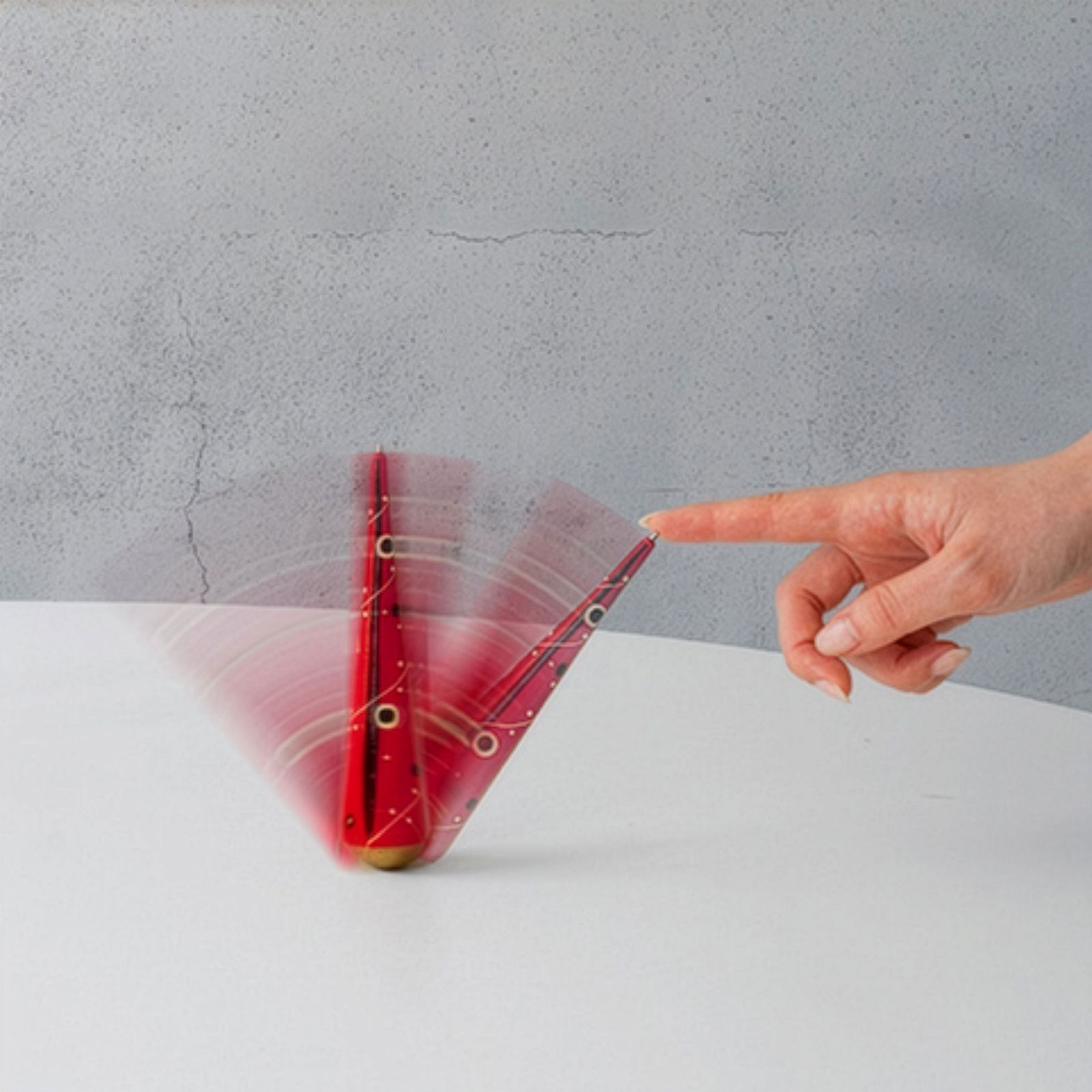 「立ち上がれペン」patternB 隈研吾