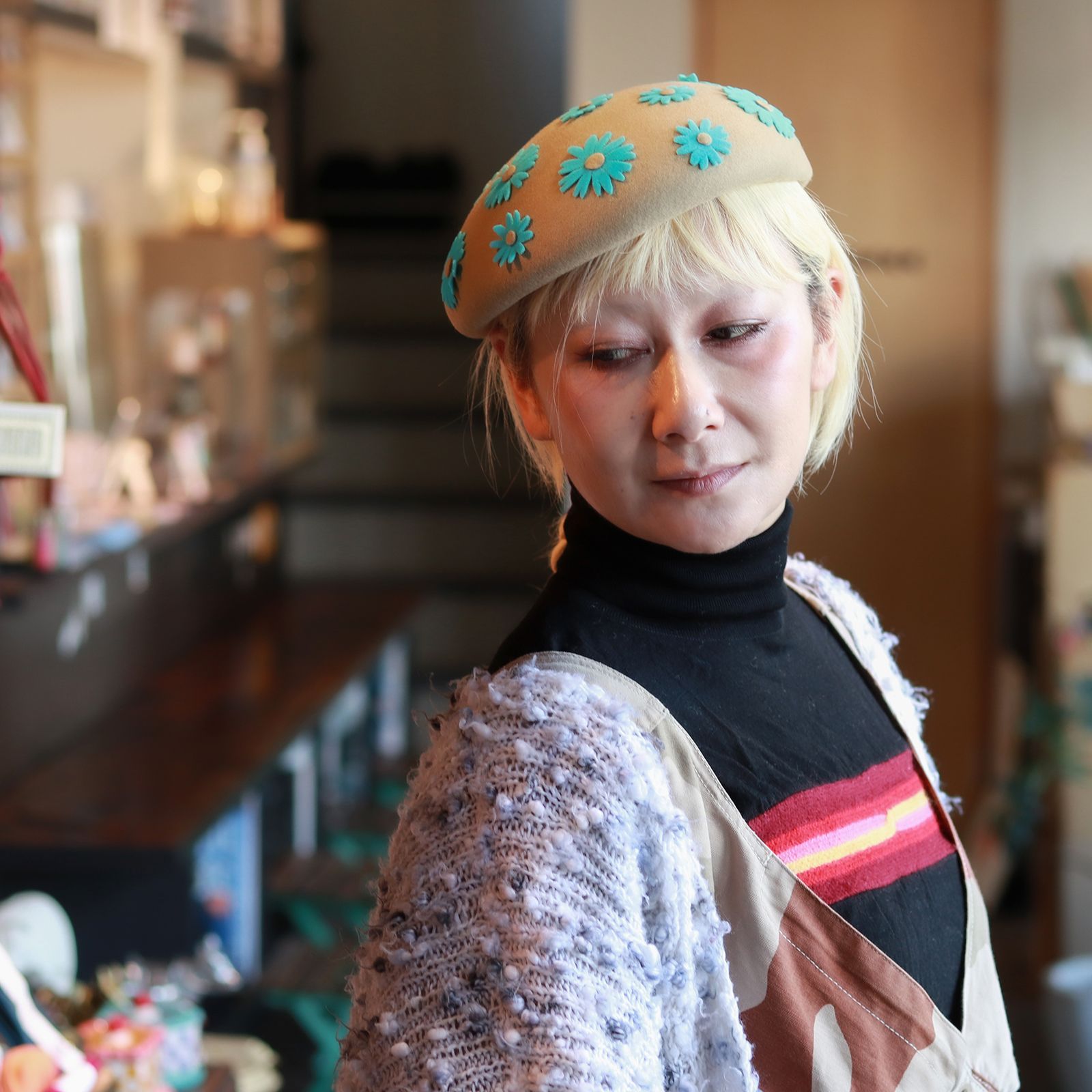 【送料無料対象外】アシンメトリープチトーク ベージュ×ターコイズブルー