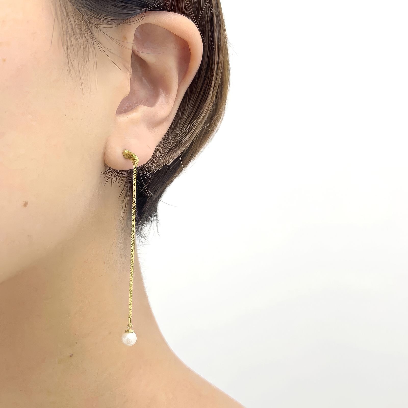 「hypnosis pierce」ピアス ホワイト