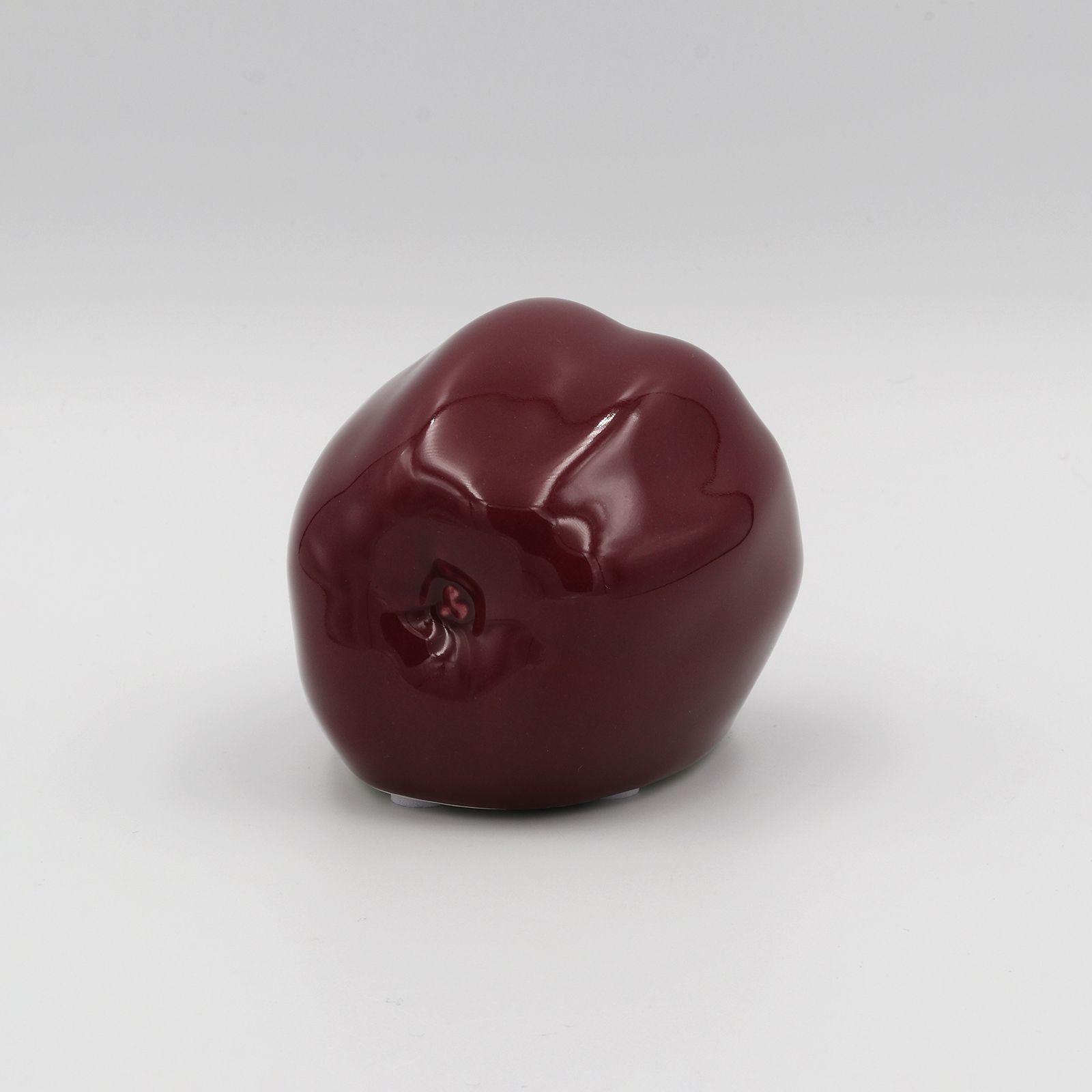 「ROBBEN DEEP APPLE」溶けたリンゴのオブジェ