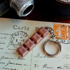 chocolat PUP'S チョコレート フレンチキーホルダー