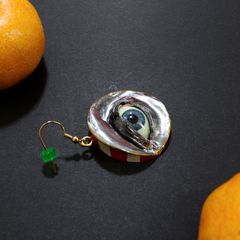 「目」ピアス（片耳） レッド×シルバーD