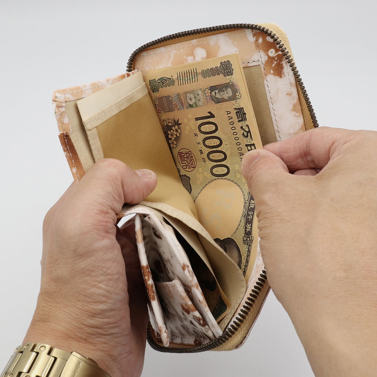 「TONOKO」Mini Round Zip Wallet