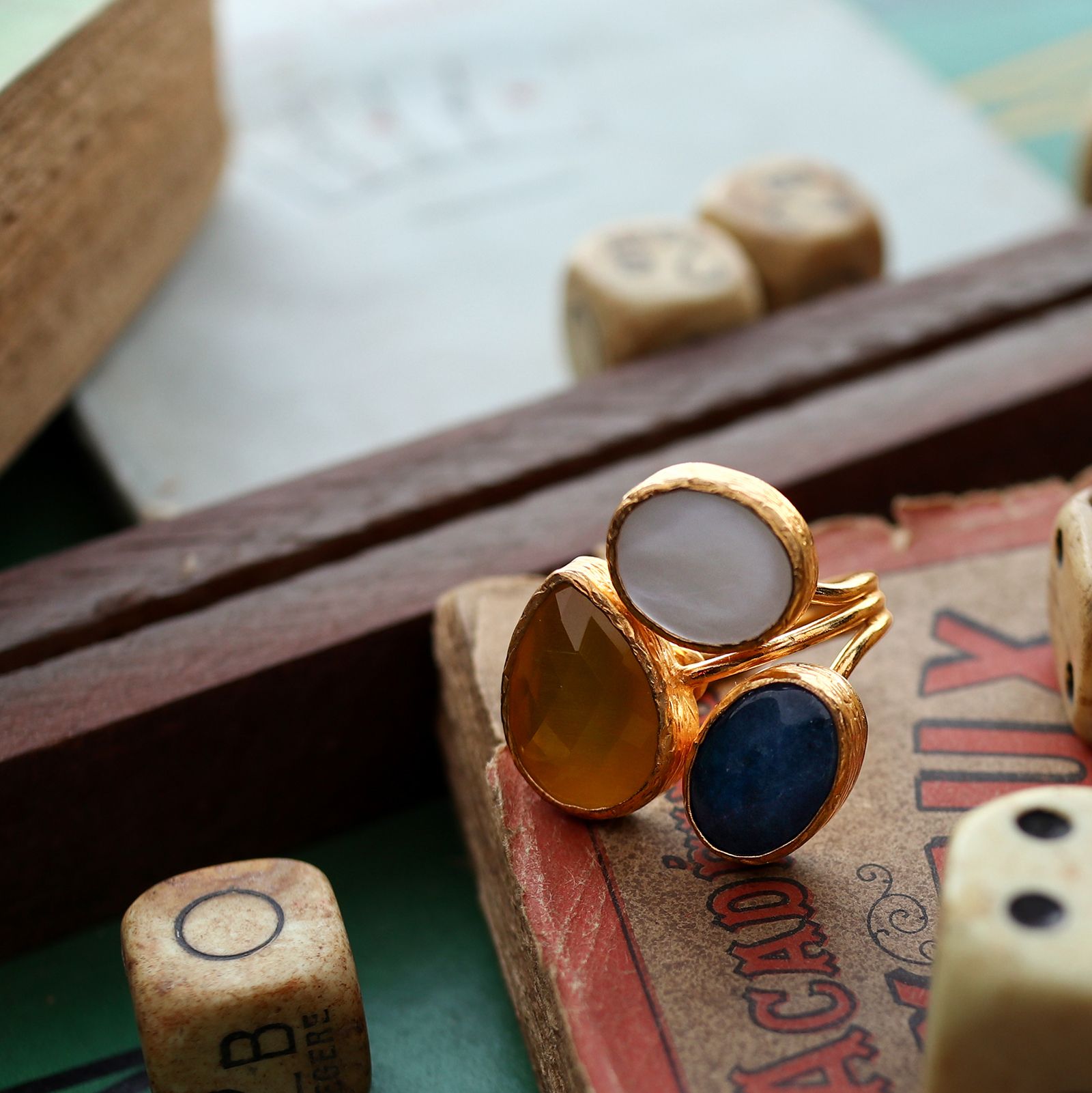 「ジェムトリオ」リング ヨーロッパ