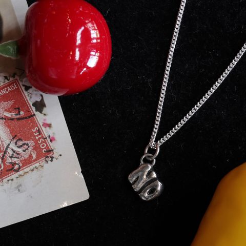 「NO Necklace」ネックレス