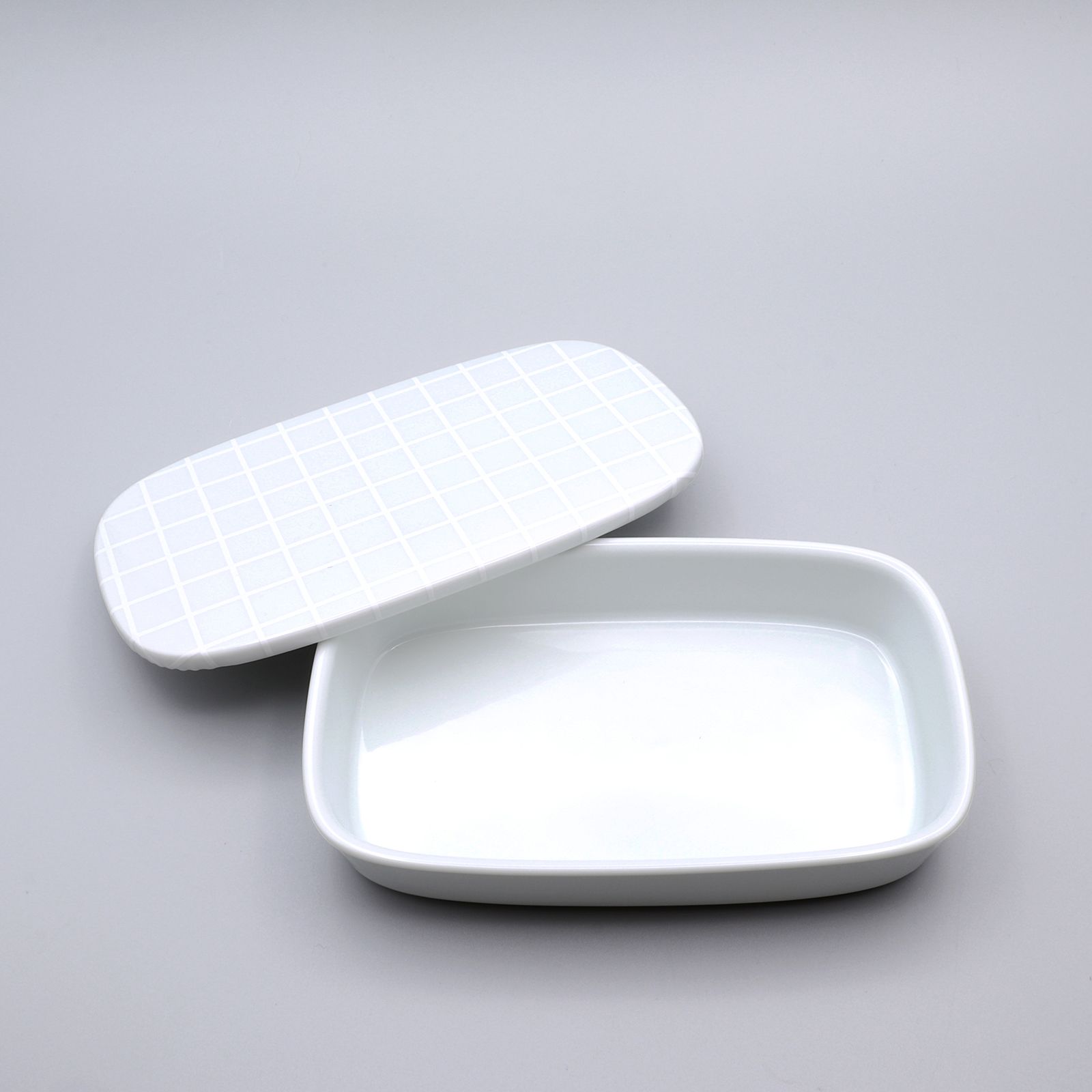 「機内食の皿」zen to 清水久和