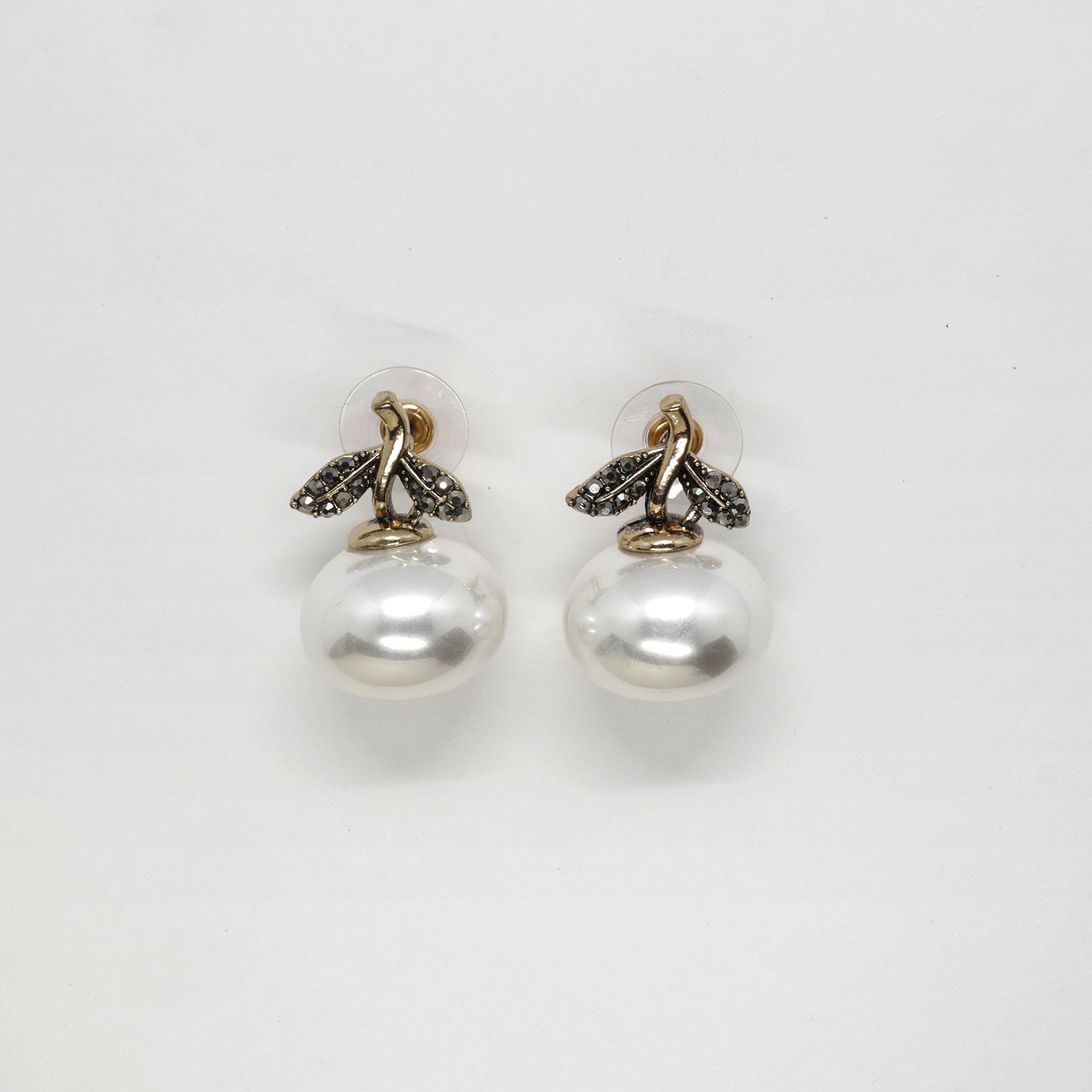 「ビジューパールペアー」ピアス