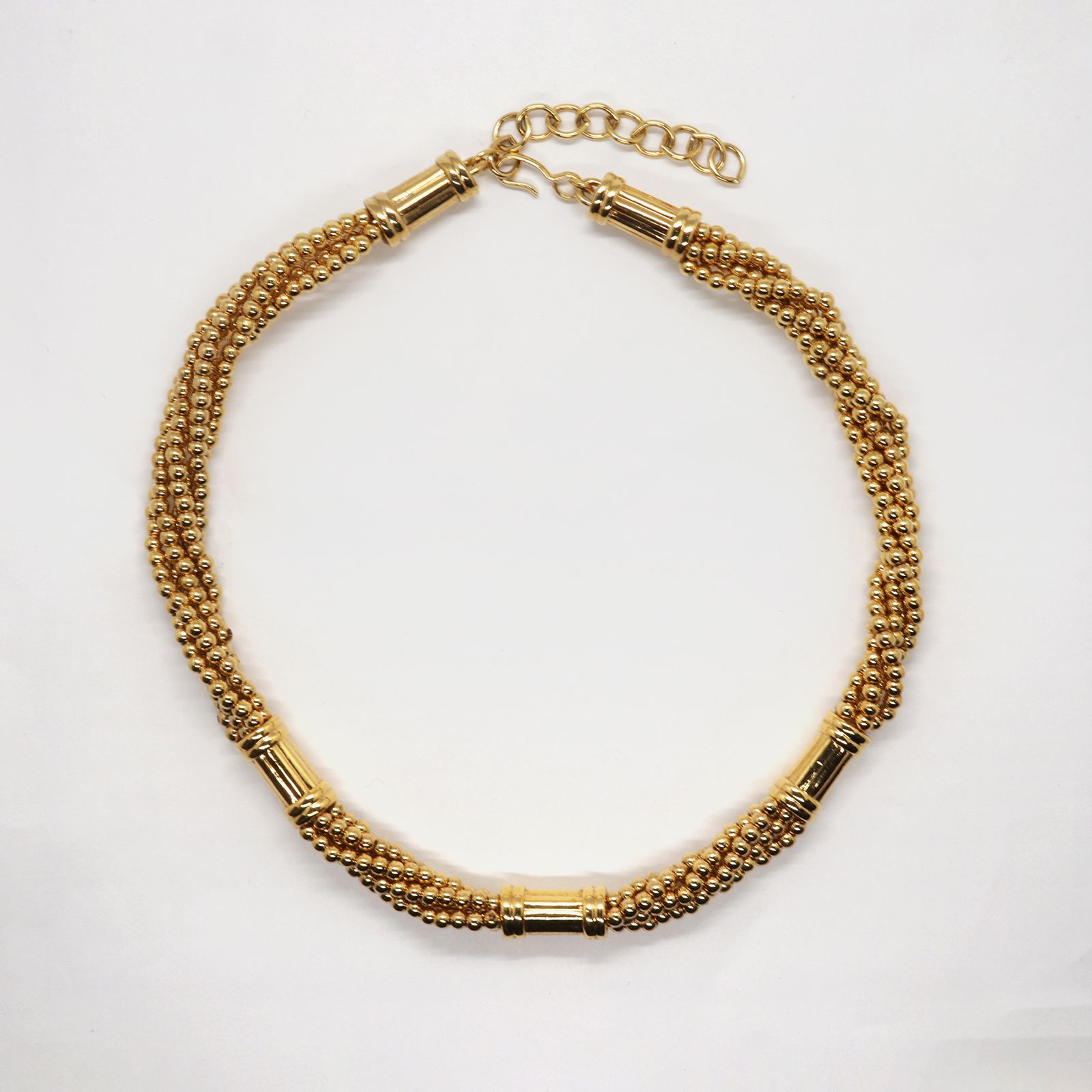 「ゴールドチェーンツイスト」ネックレス MONET ヨーロッパ