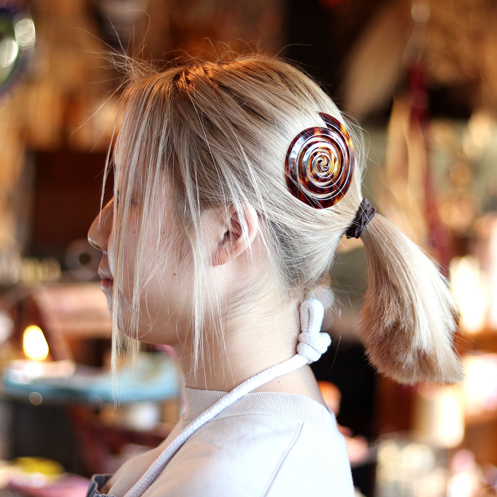 「60s マルチヘアスパイラル」アンバー ヘアクリップ フランス