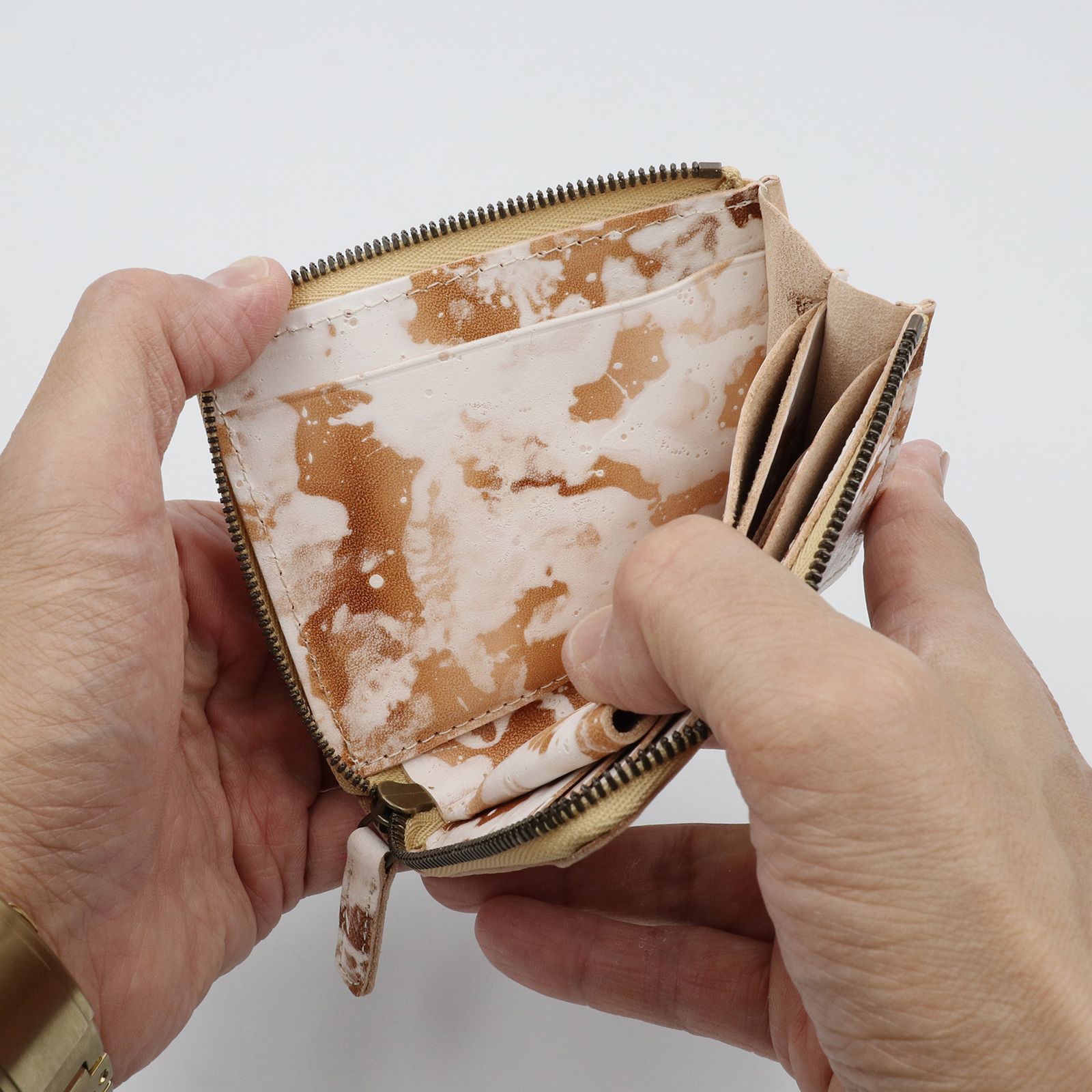 「TONOKO」Half Zip Wallet