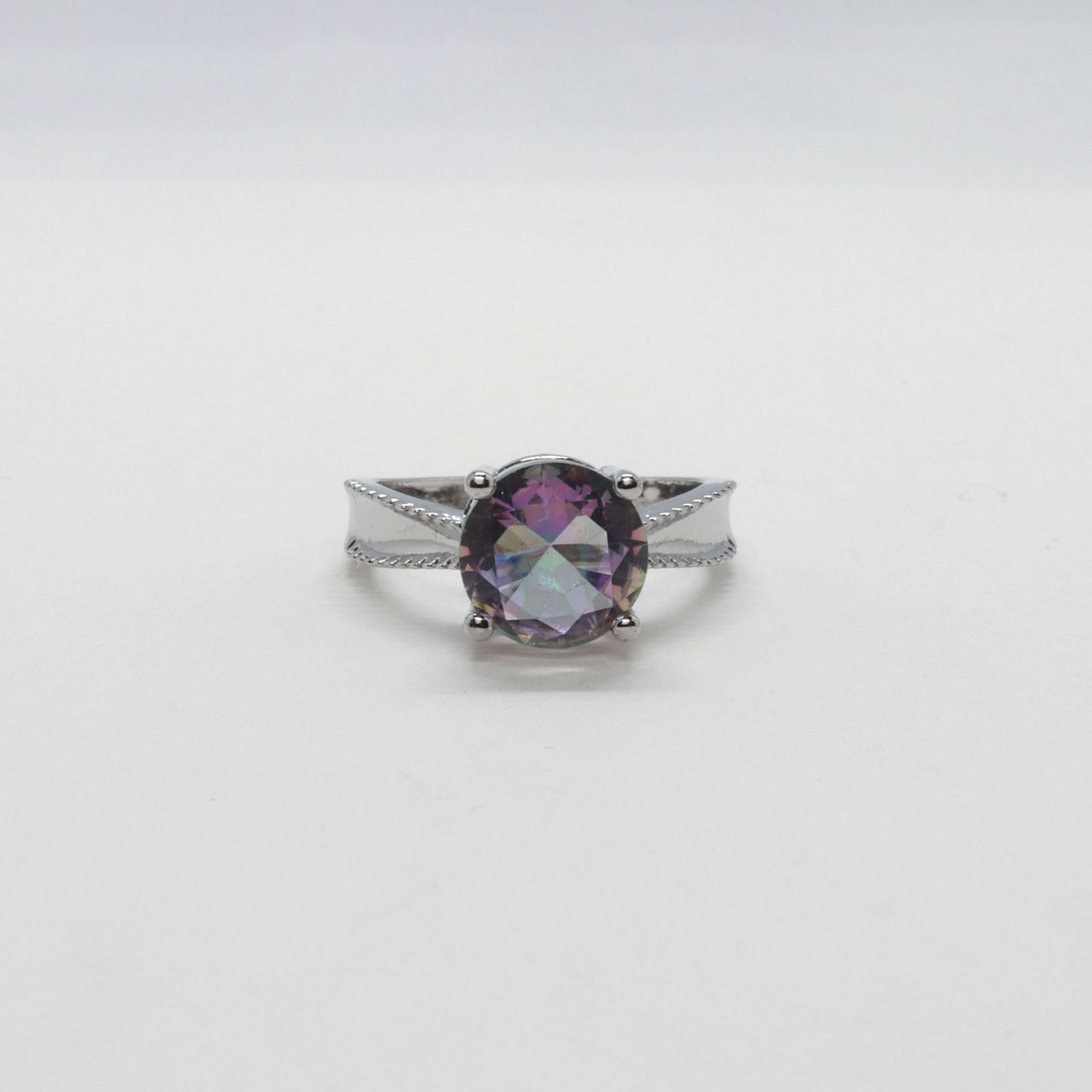 「オーロラストーン」リング イギリス