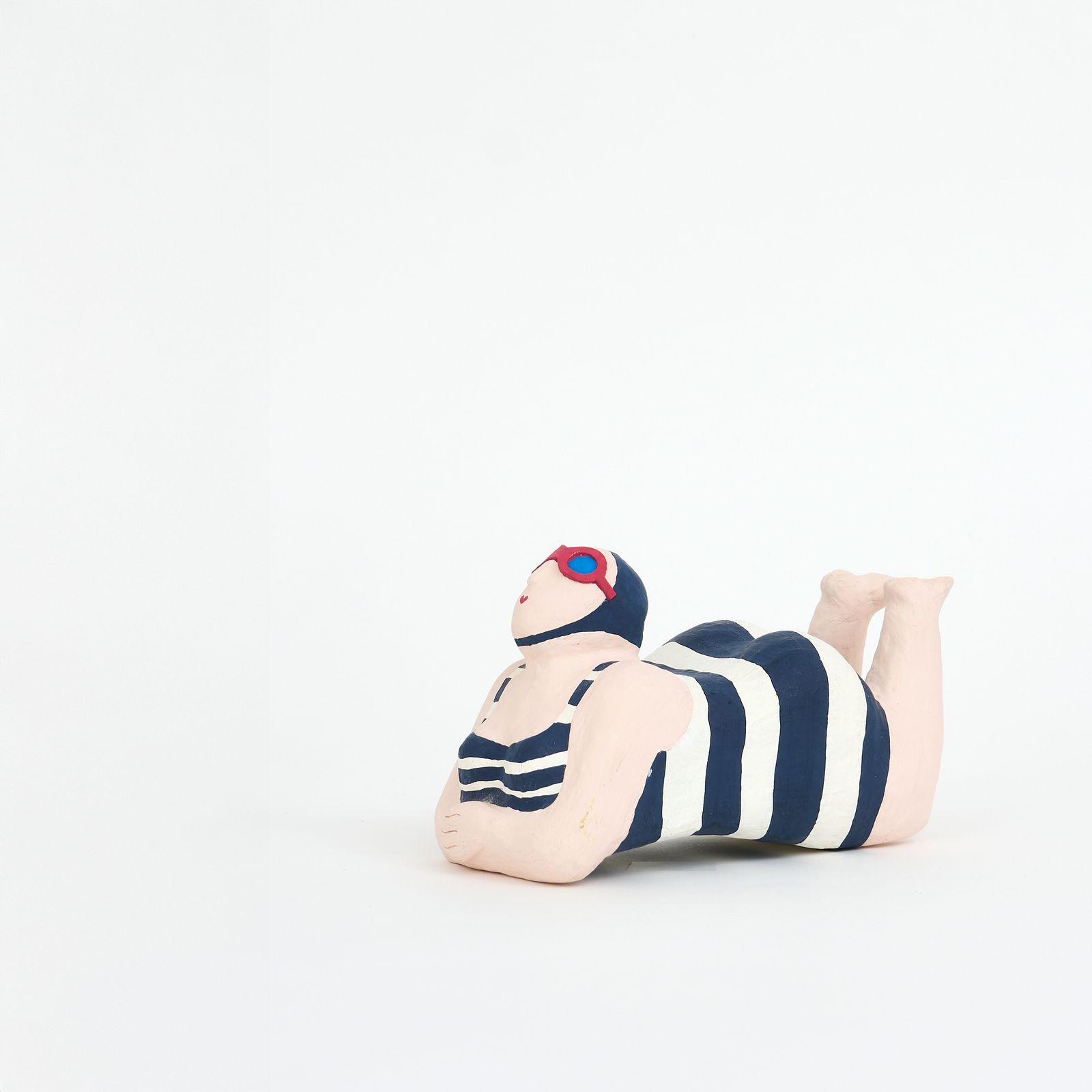 PAPIER MACHE SUNBATHING MADAME 【BATELA】