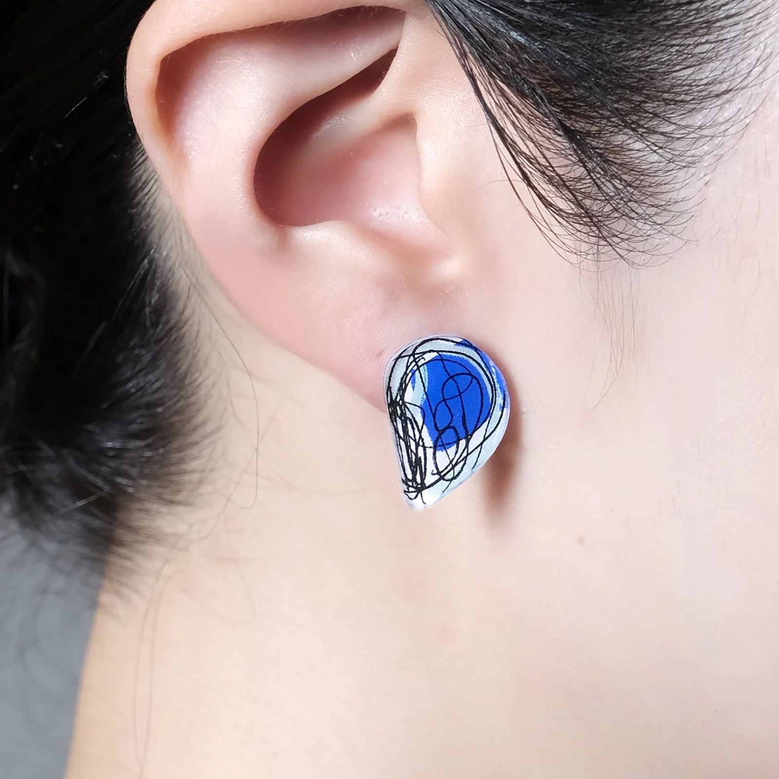 「MODAN_Mag」ピアス
