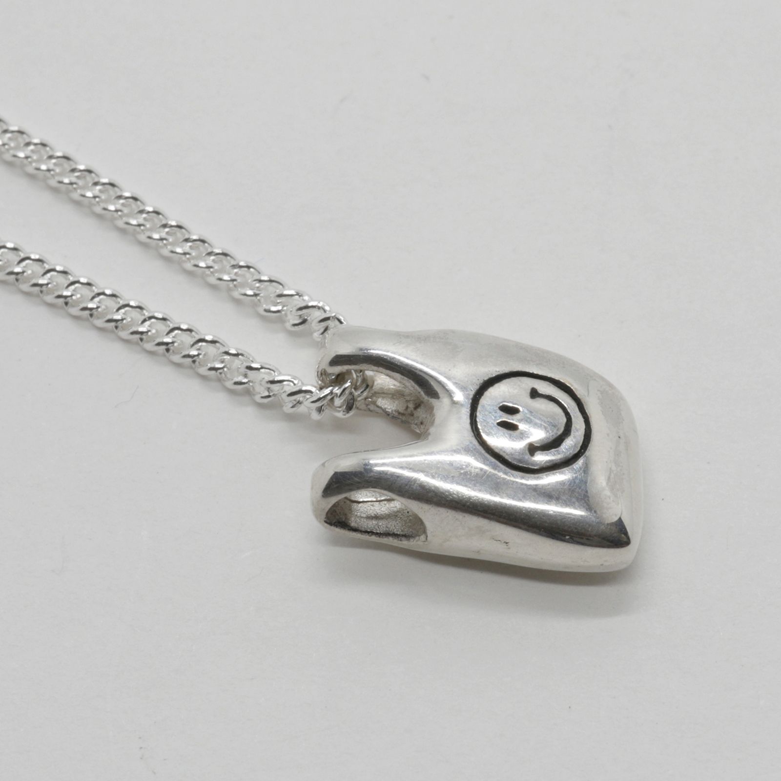 「Bag for Life Necklace」ネックレス