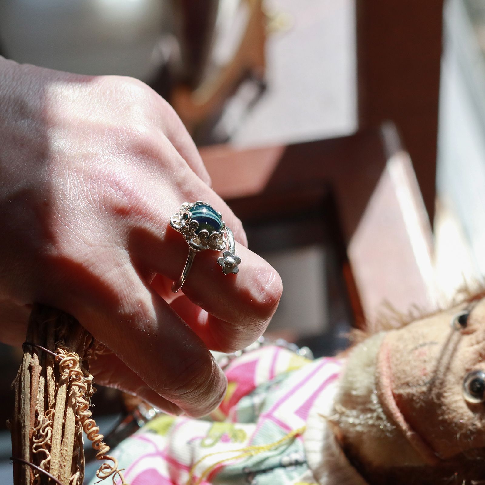 「SPIRAL FLOWER RING SURFITE」リング