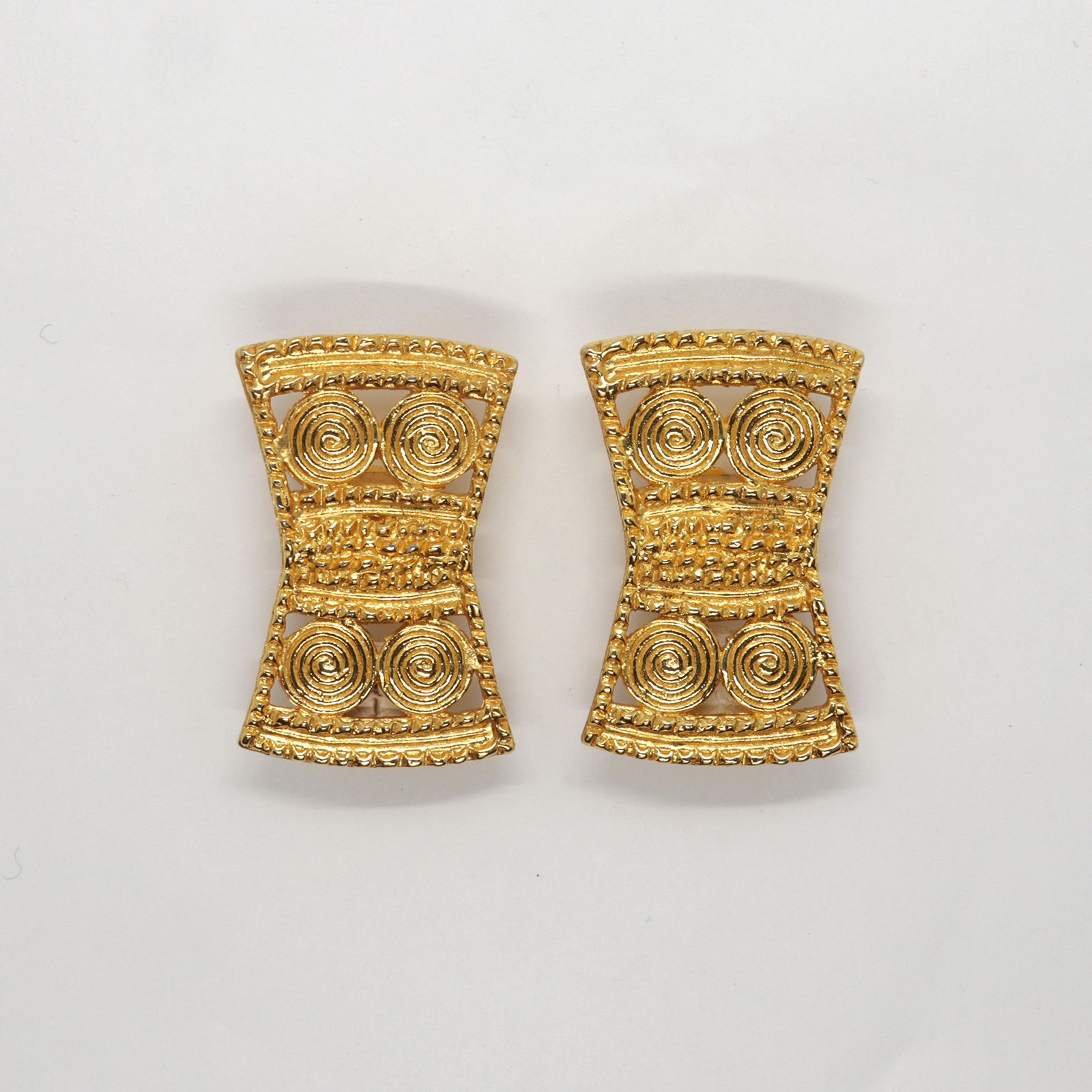 「スパイラルドラムフレーム」イヤリング ヨーロッパ