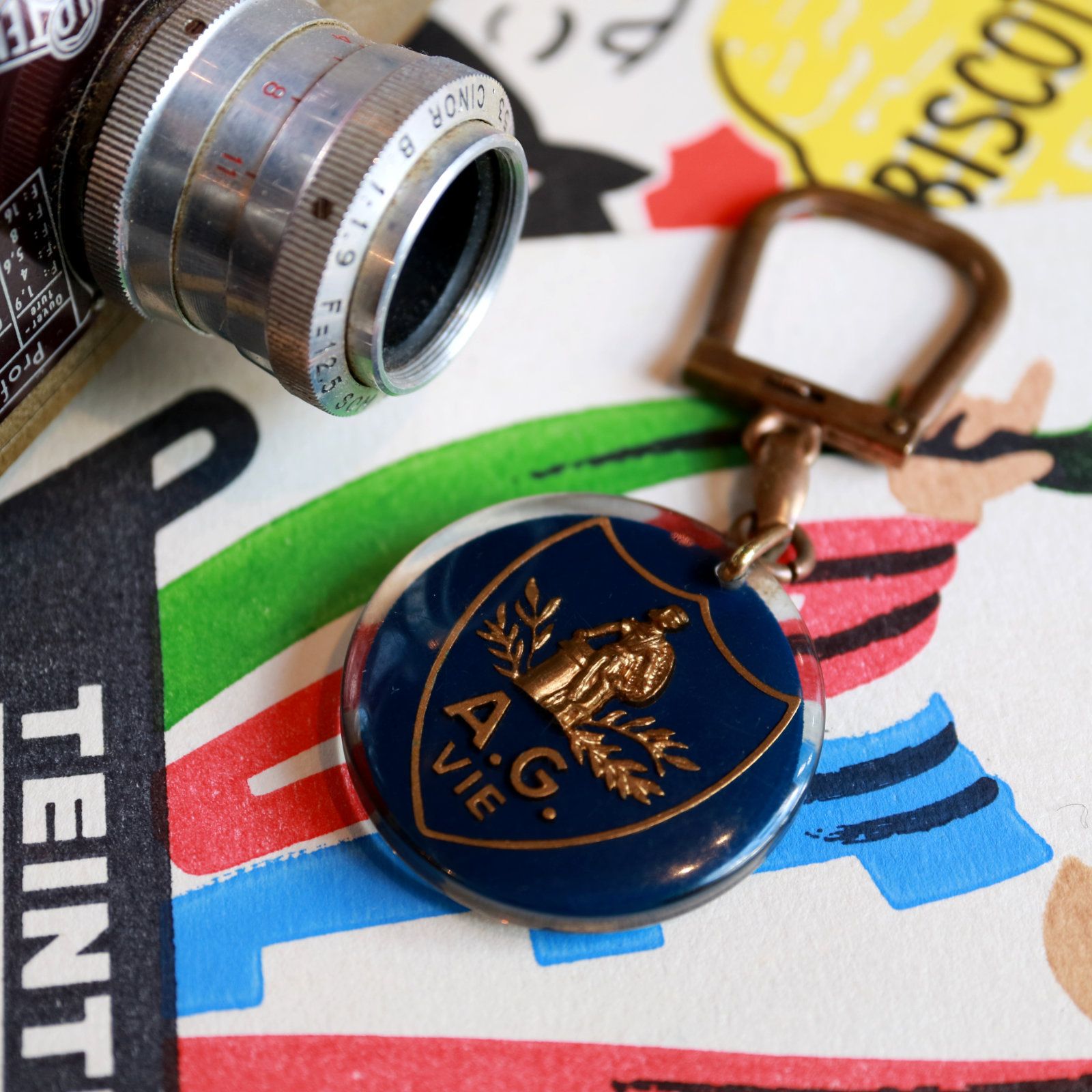 A.G.VIE ASSURANCES GENERALES VIE 保険会社 ブルボンキーホルダー