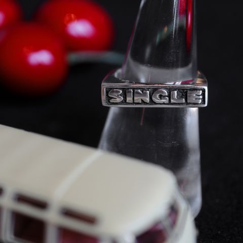 「The Single Ring」リング