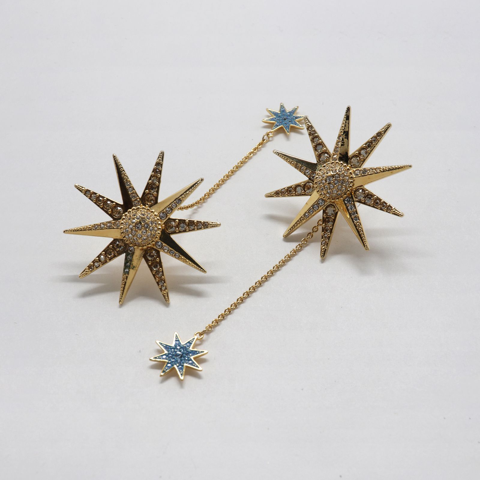 「Lucky goddess」ピアス オーストリア Swarovski