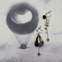 「Eye=Ballon 眼=気球」イヤリング
