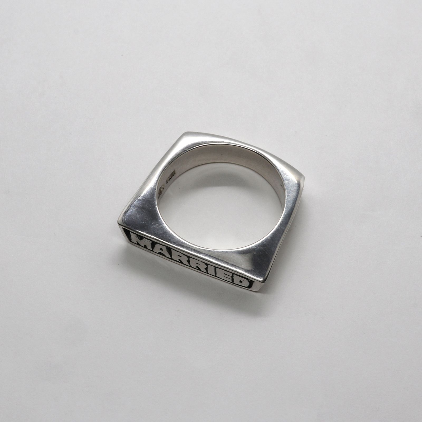 「The Married Ring」リング