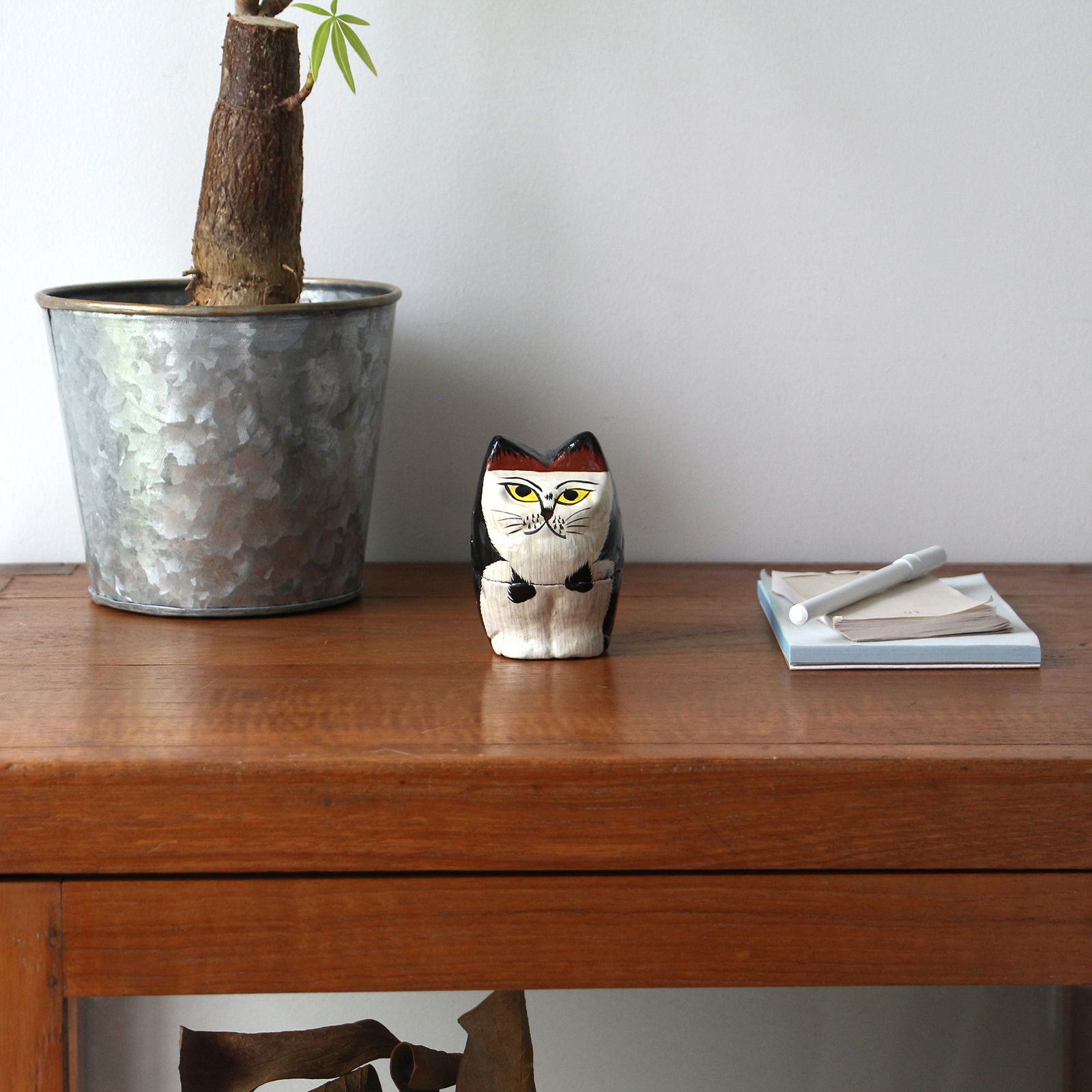 「PAPIER MACHE STANDING CAT」BLACK