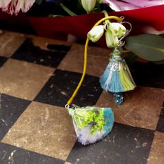 「Le conte de Pamellah つり鐘」イヤリング