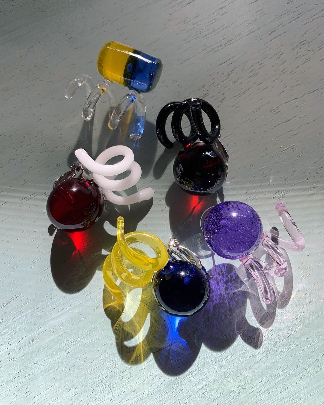 「New Spiral Glass」ピアス(片耳) クリア