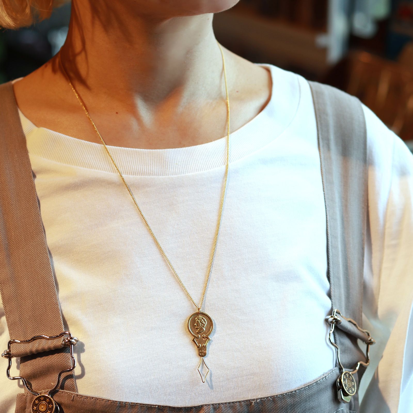 「threader necklace gold」ネックレス