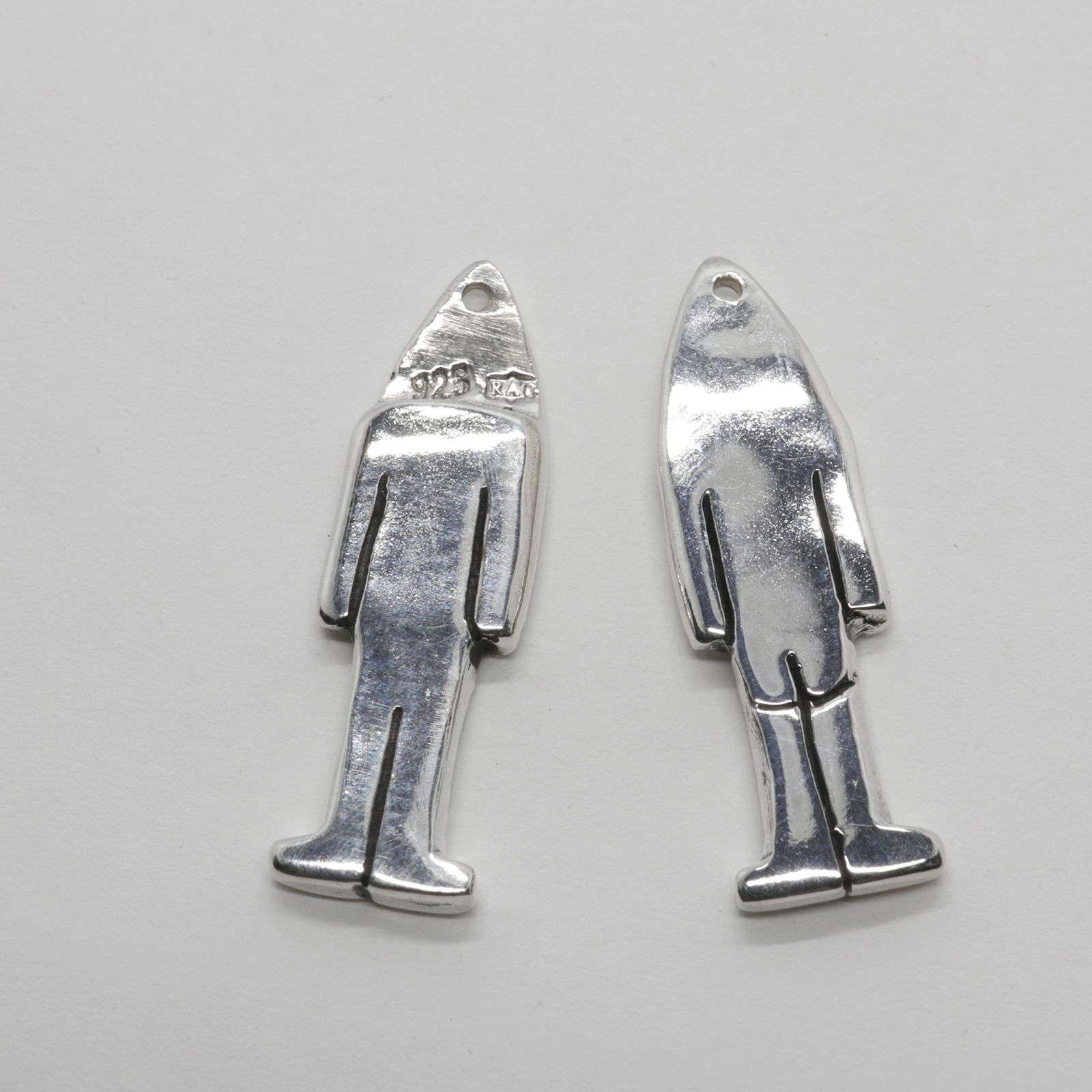 「Ear Man Earring」ピアス