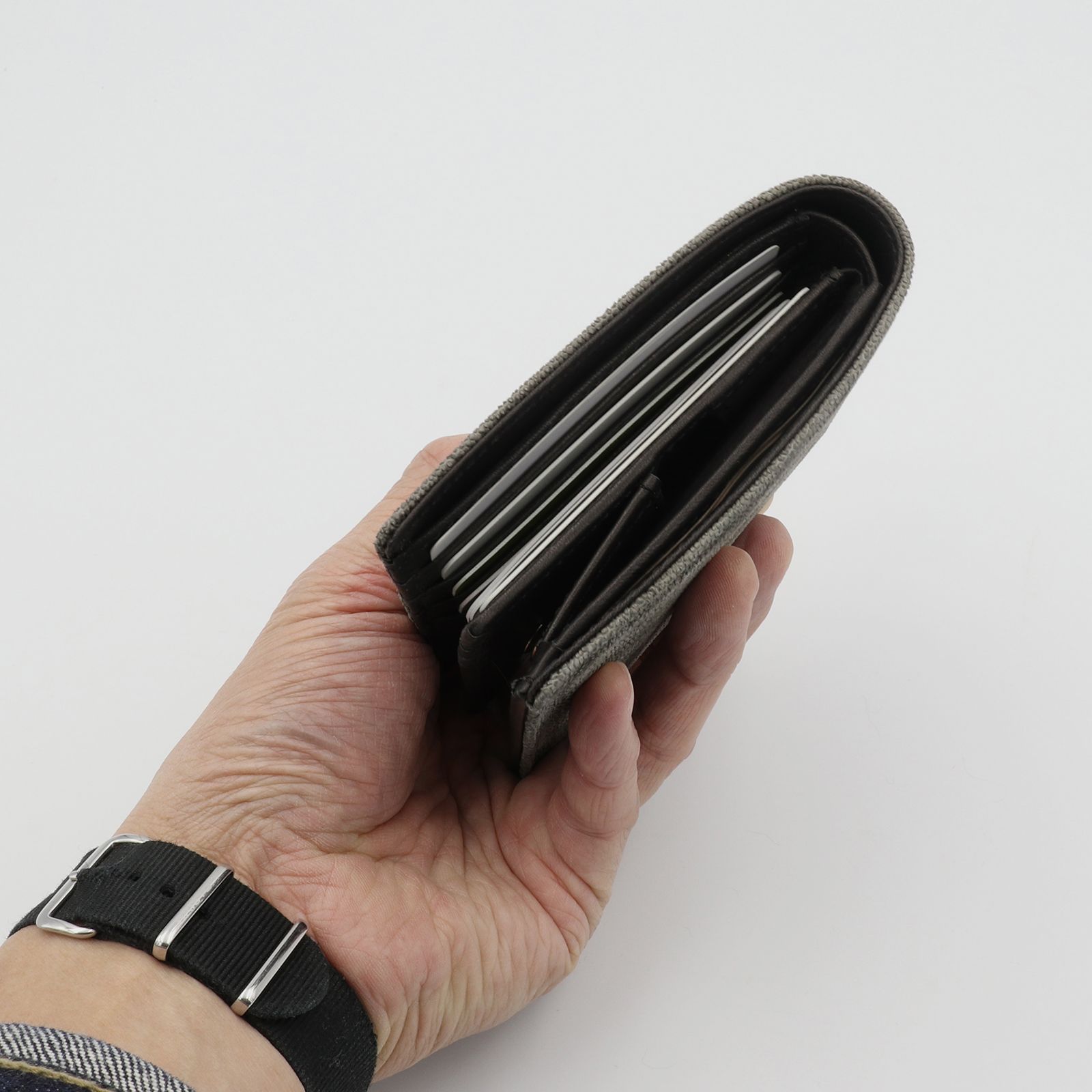 「ZOU」短財布 ブラック