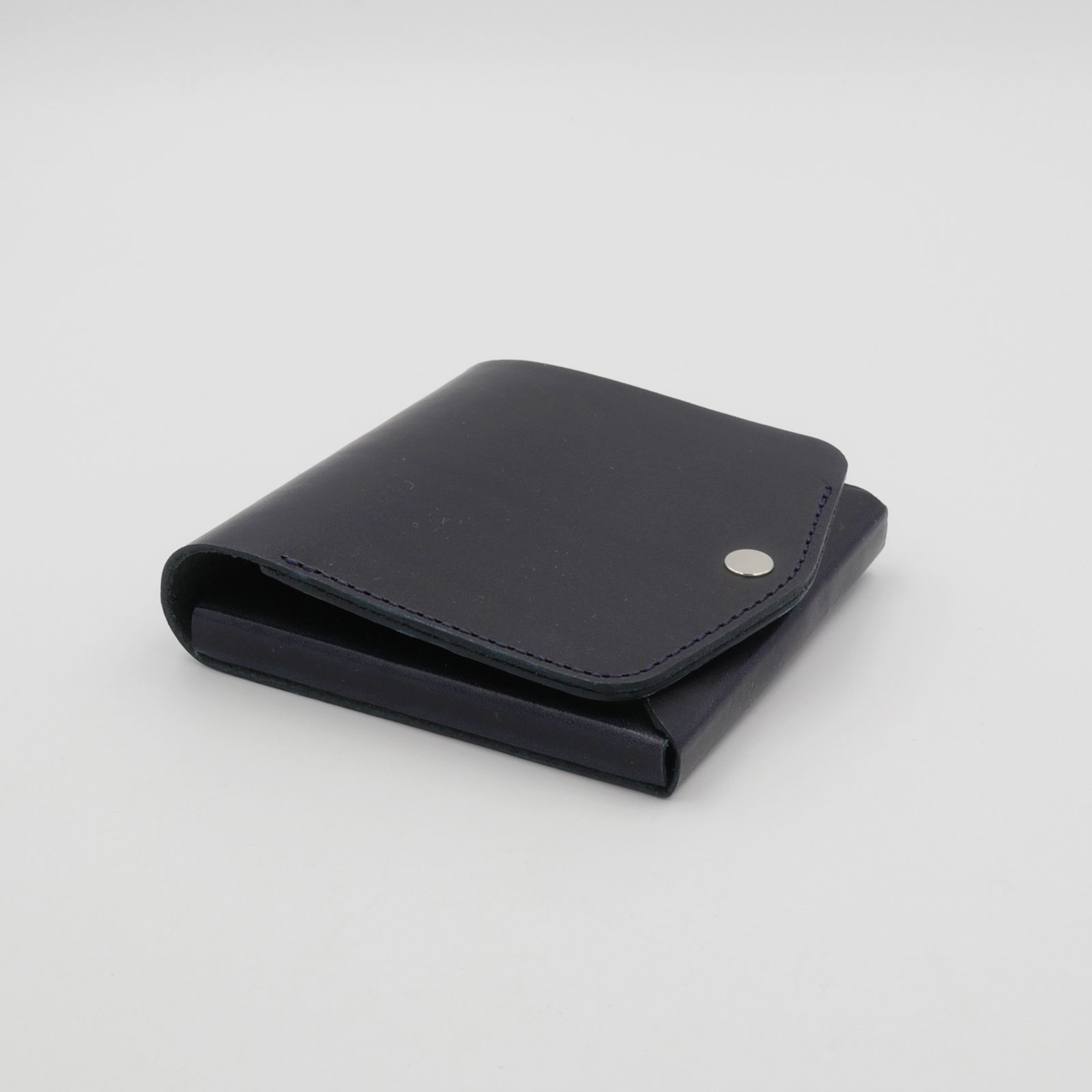 「小さく薄い財布SAKU ver.3 Buttero」darknavy