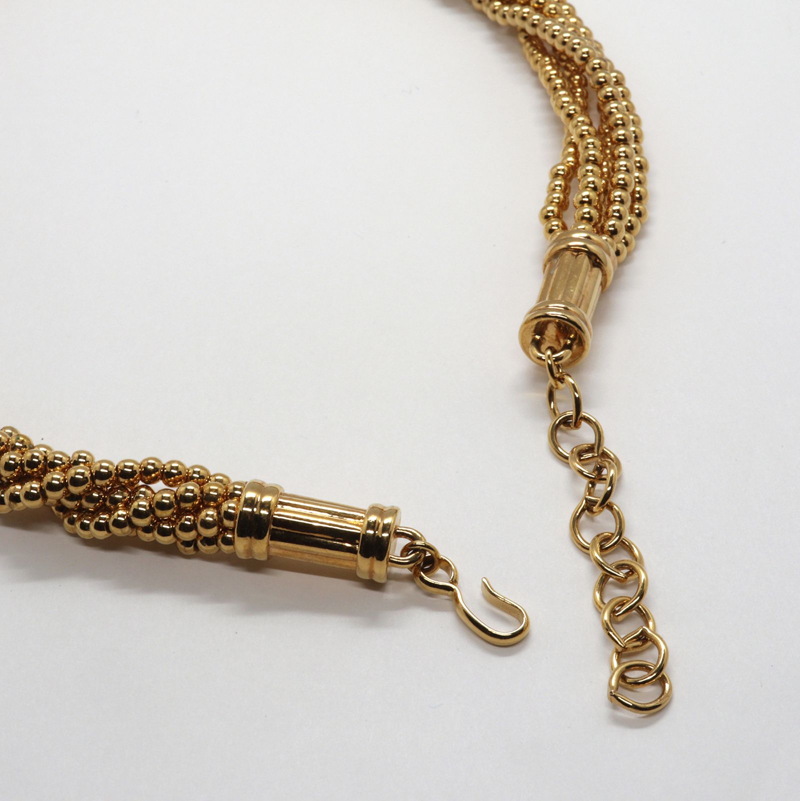 「ゴールドチェーンツイスト」ネックレス MONET ヨーロッパ