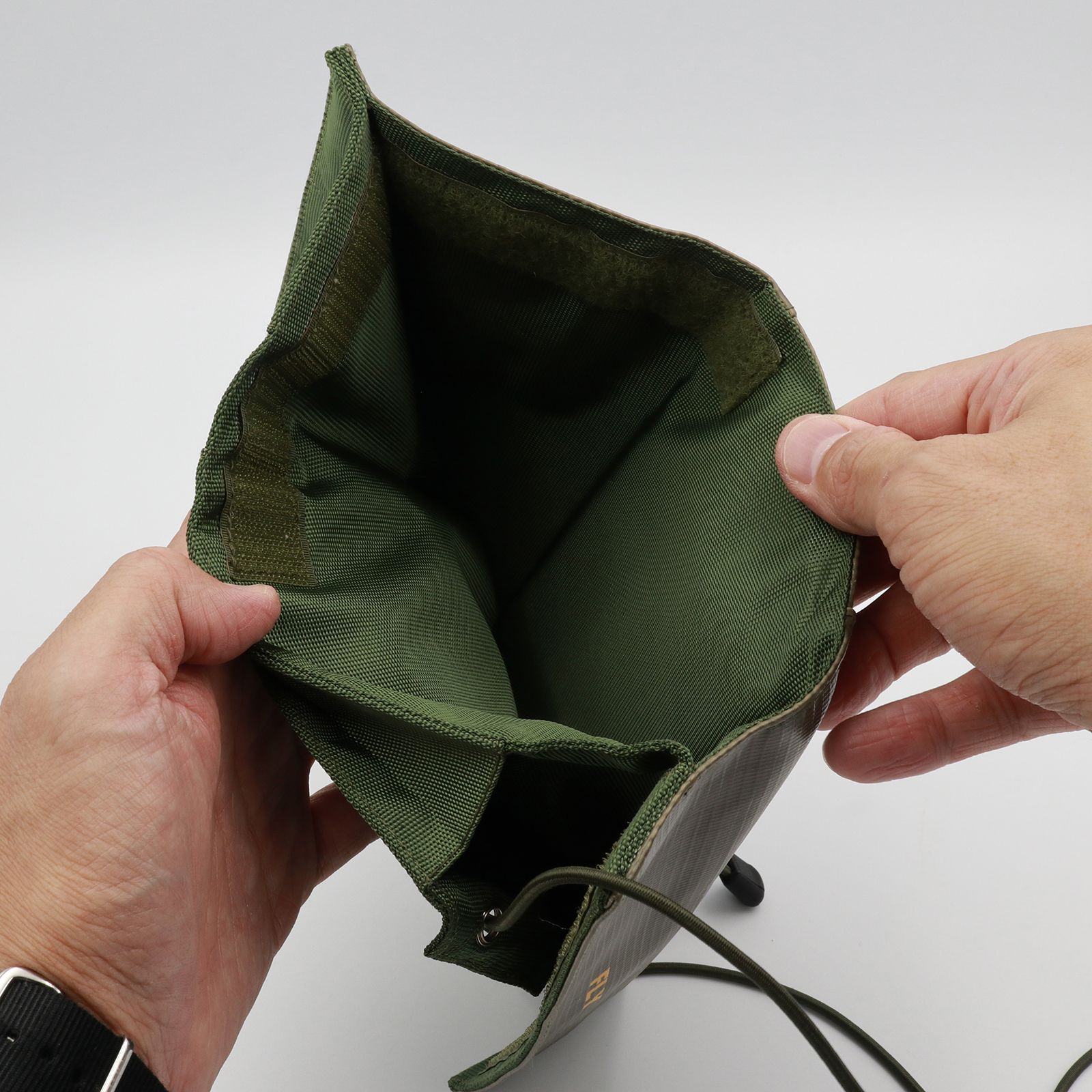 「FLY Long Wallet」ショルダーウォレットXL オリーブ