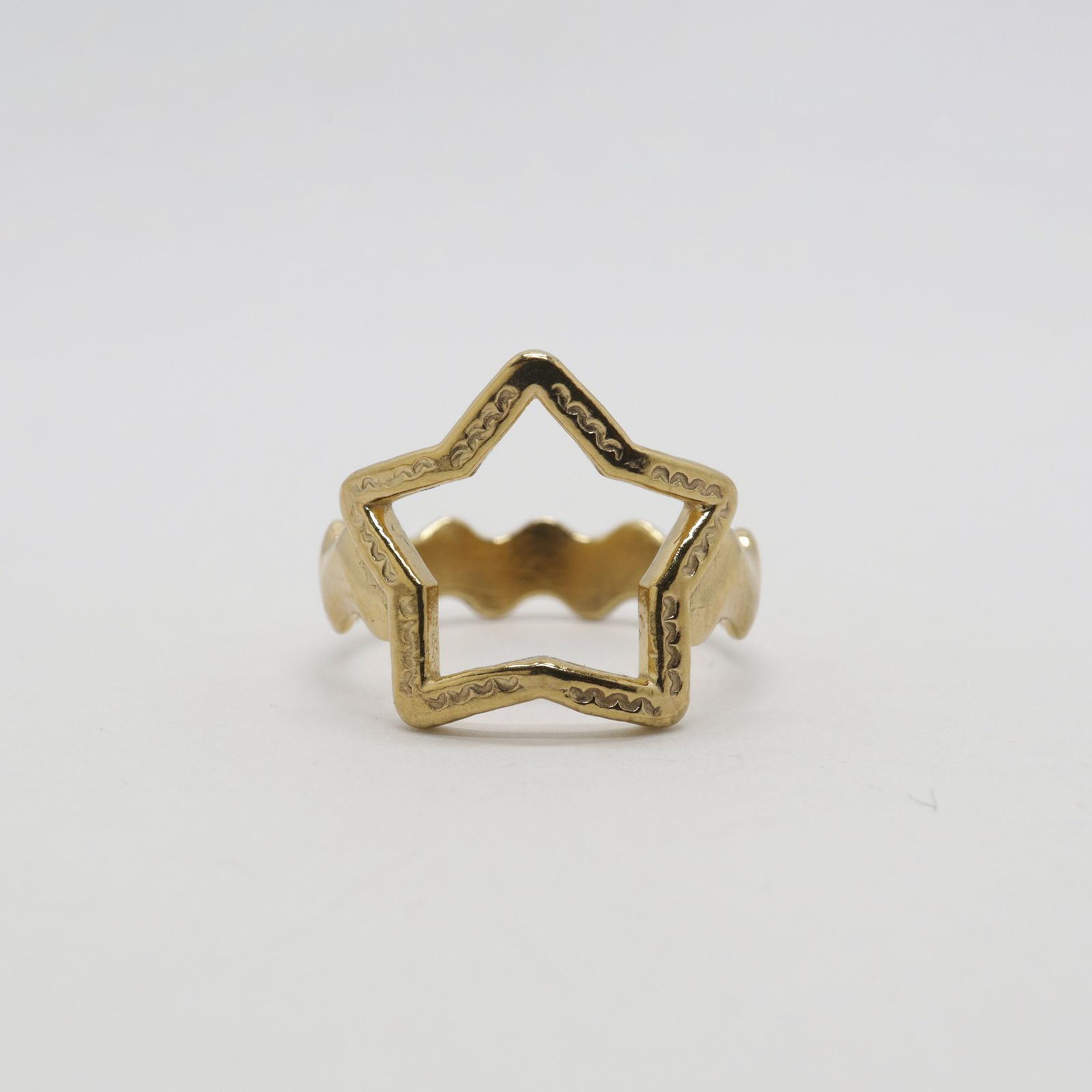 「OPEN STAR RING GOLD」リング