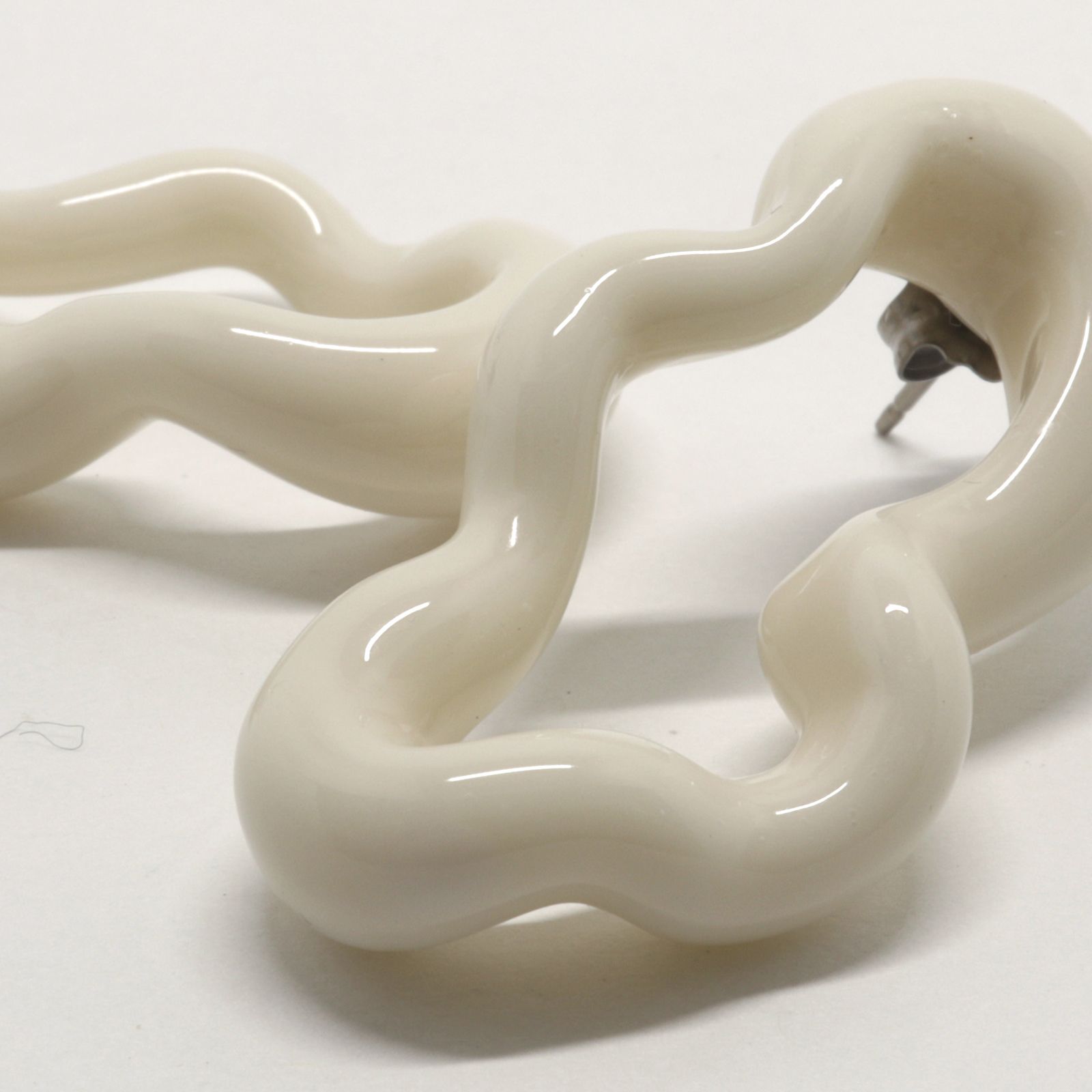 「Melting Pierce」ピアス ホワイト