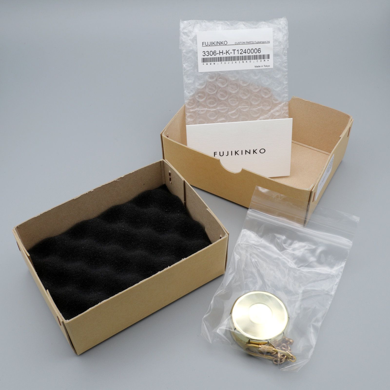 「PUSH ACCESSORY CASE」ブラック