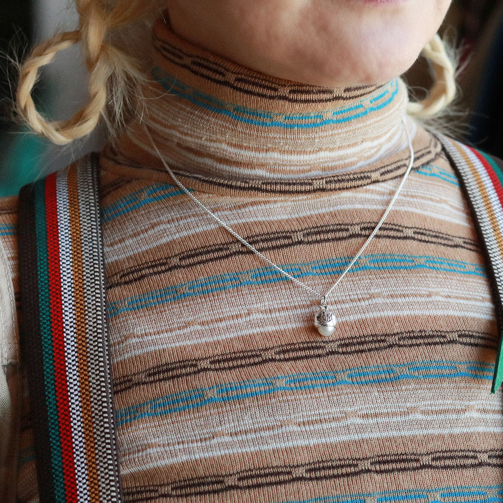 「Space Hopper Necklace」ネックレス