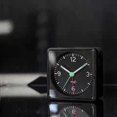 「Analogue alarm clock Push Wecker」アラームクロック BLACK TFA ドイツ