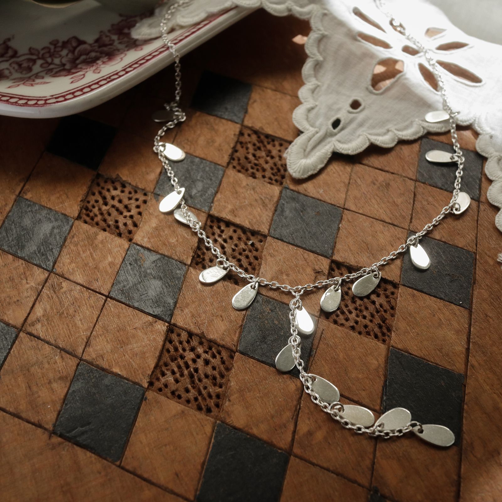 「ティアリーフ」ネックレス ヨーロッパ silver925