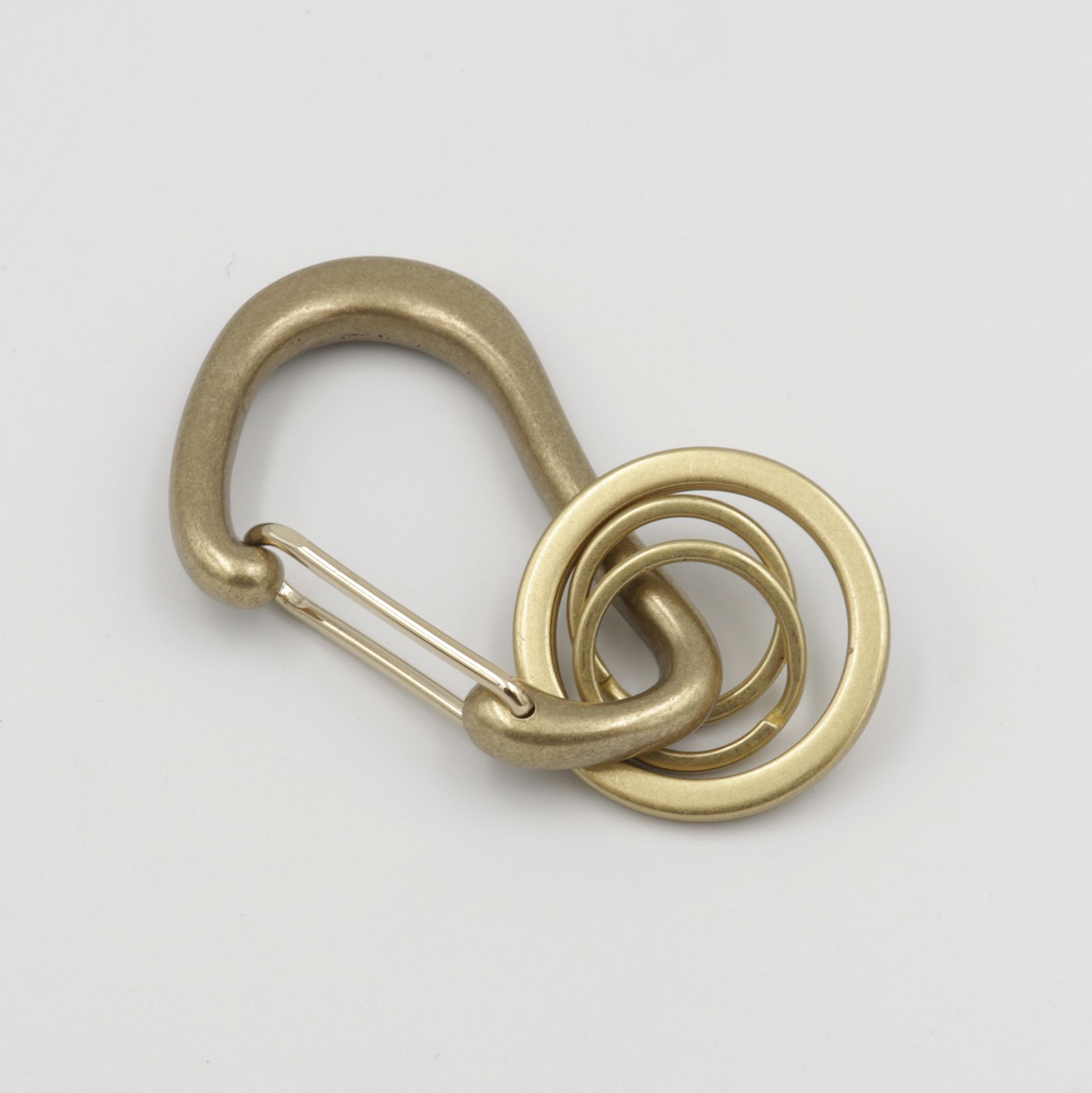 「BRASS KARABINER KEYRING」キーリング ゴールド