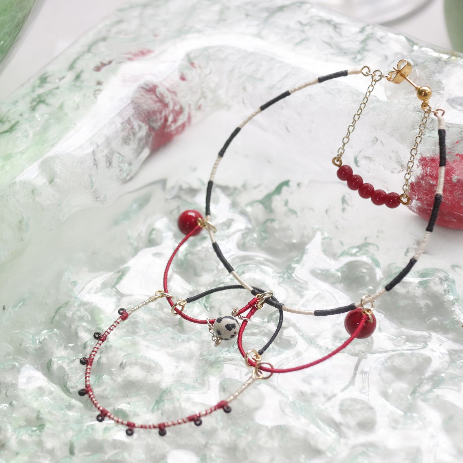 「Fete de l'eau ORNEMENT シングル」片耳ピアス
