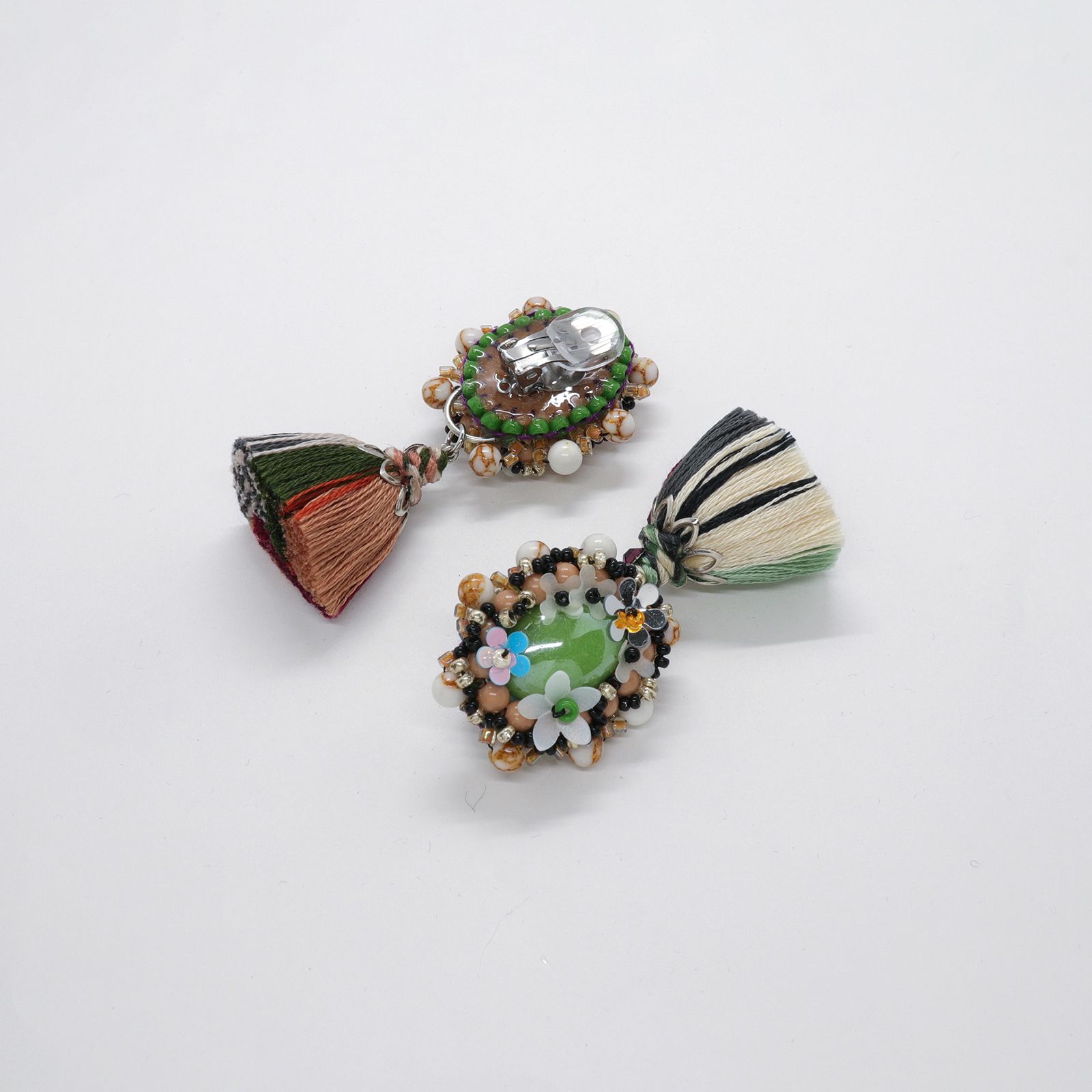 「Le conte de Pamellah Bijoux」イヤリング