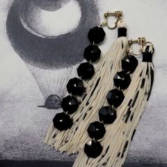 「Eye=Ballon 眼=気球」イヤリング