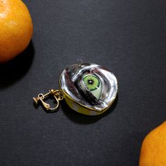 「目」イヤリング（片耳） イエロー×シルバーA