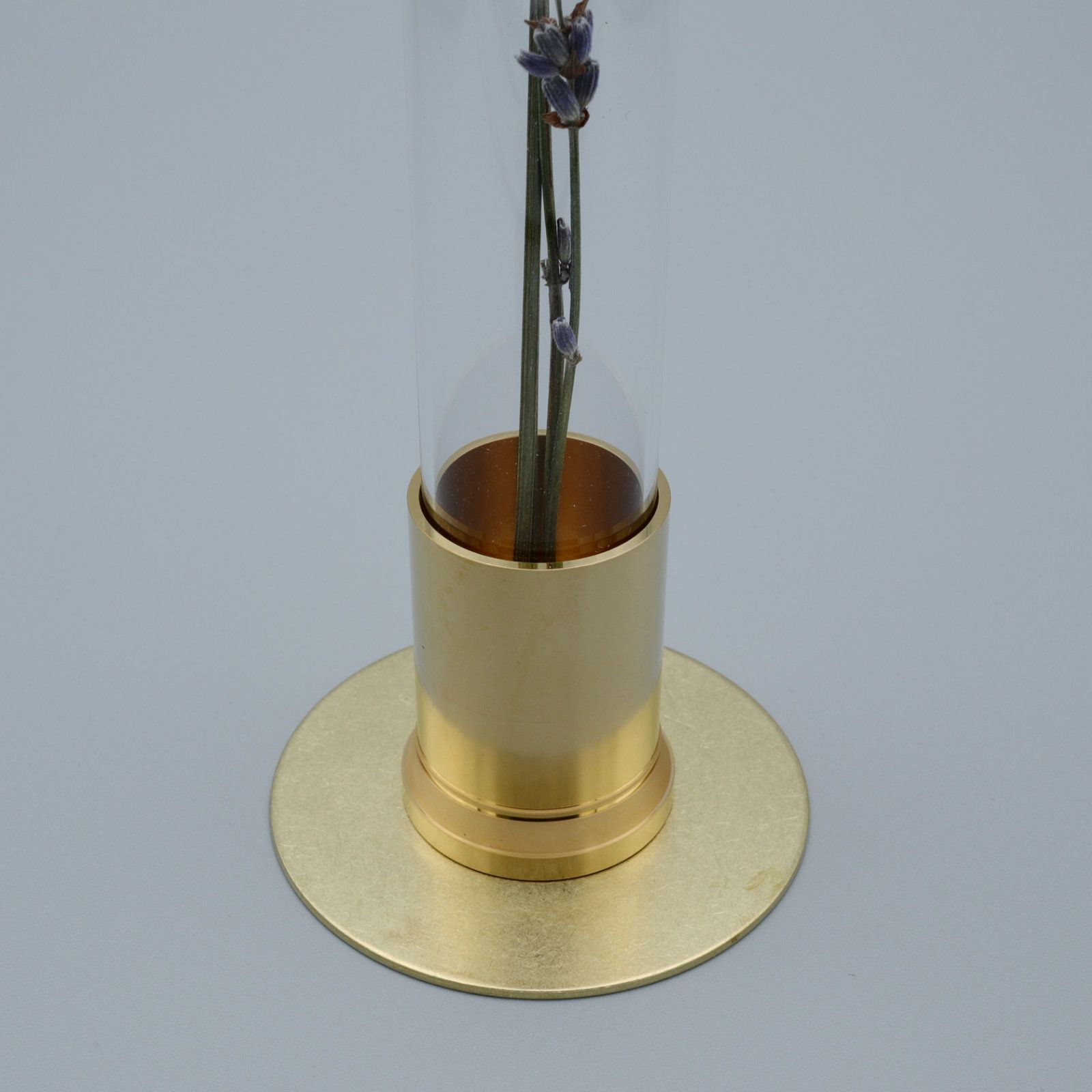「HERBARIUM BRASS GLASS DOME & VASE SOLID」ラベンダー